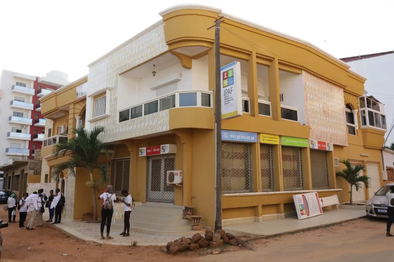 Bâtiment de l’institut IPAF Santé à Dakar