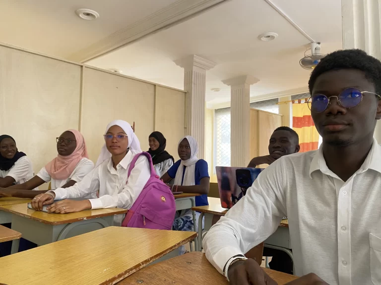 Étudiants en salle de cours à IPAF Santé
